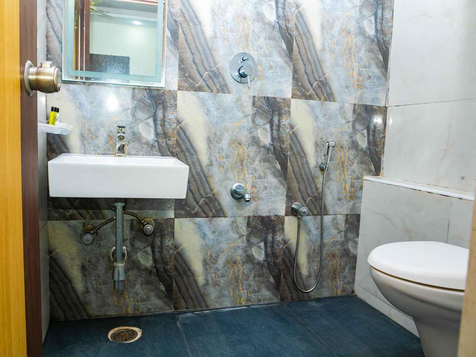 Z Express Enzyme Otel Bangalore Dış mekan fotoğraf