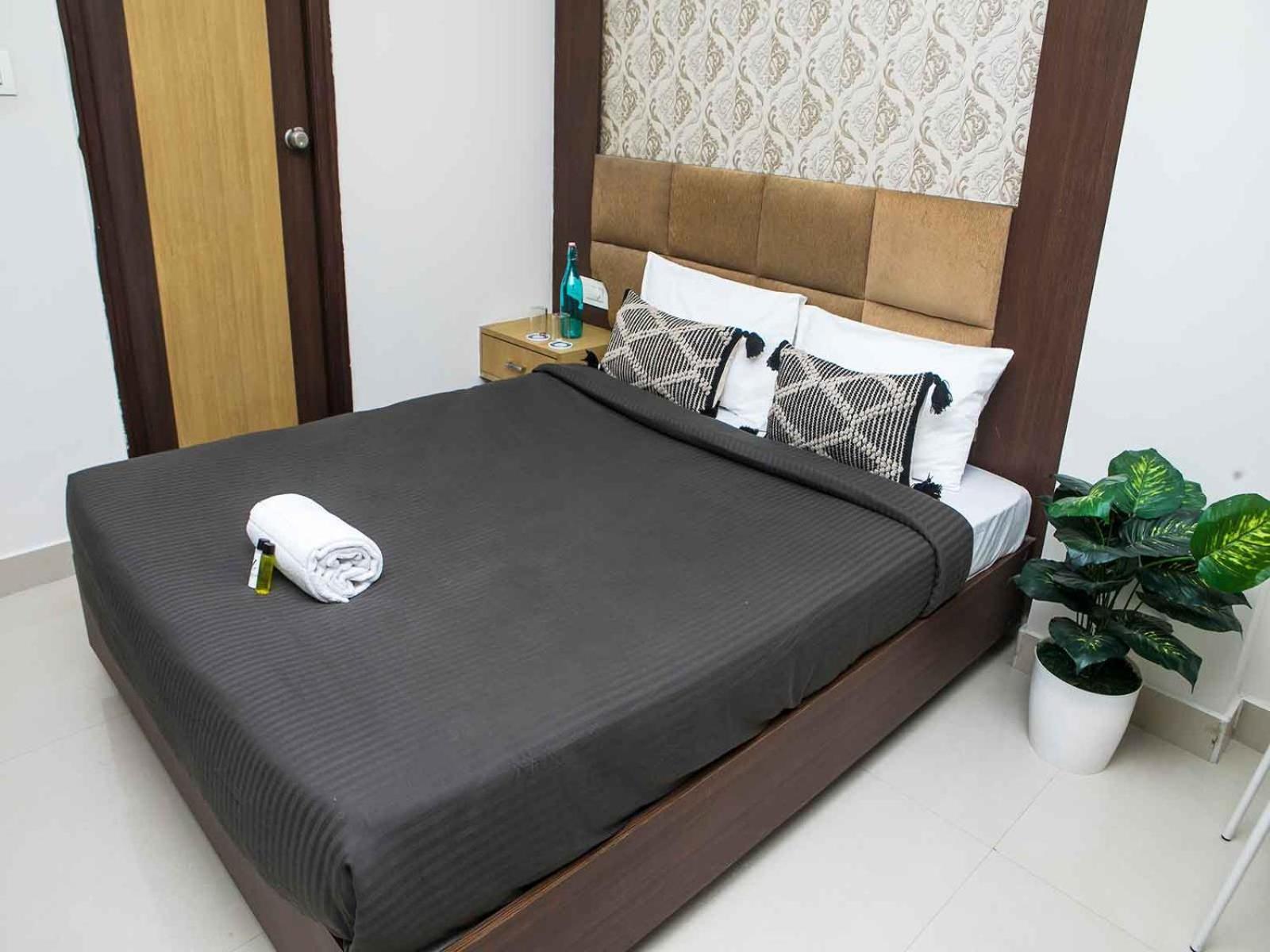 Z Express Enzyme Otel Bangalore Dış mekan fotoğraf