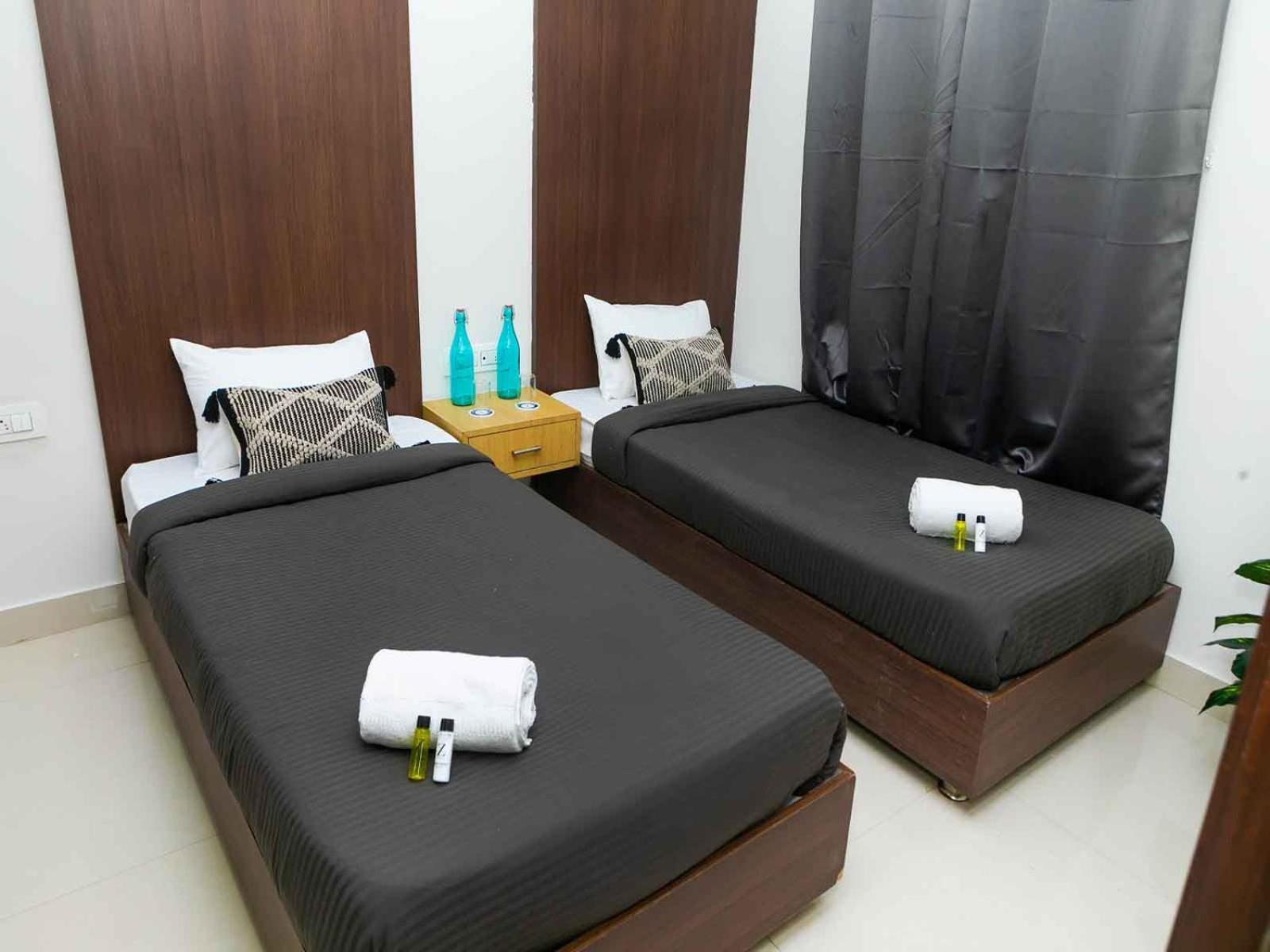 Z Express Enzyme Otel Bangalore Dış mekan fotoğraf